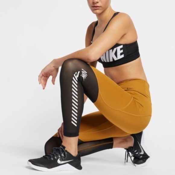 Nike Pants - NWT Nike Dry Leggings tights
